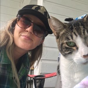 Meet your Posher, Sasha